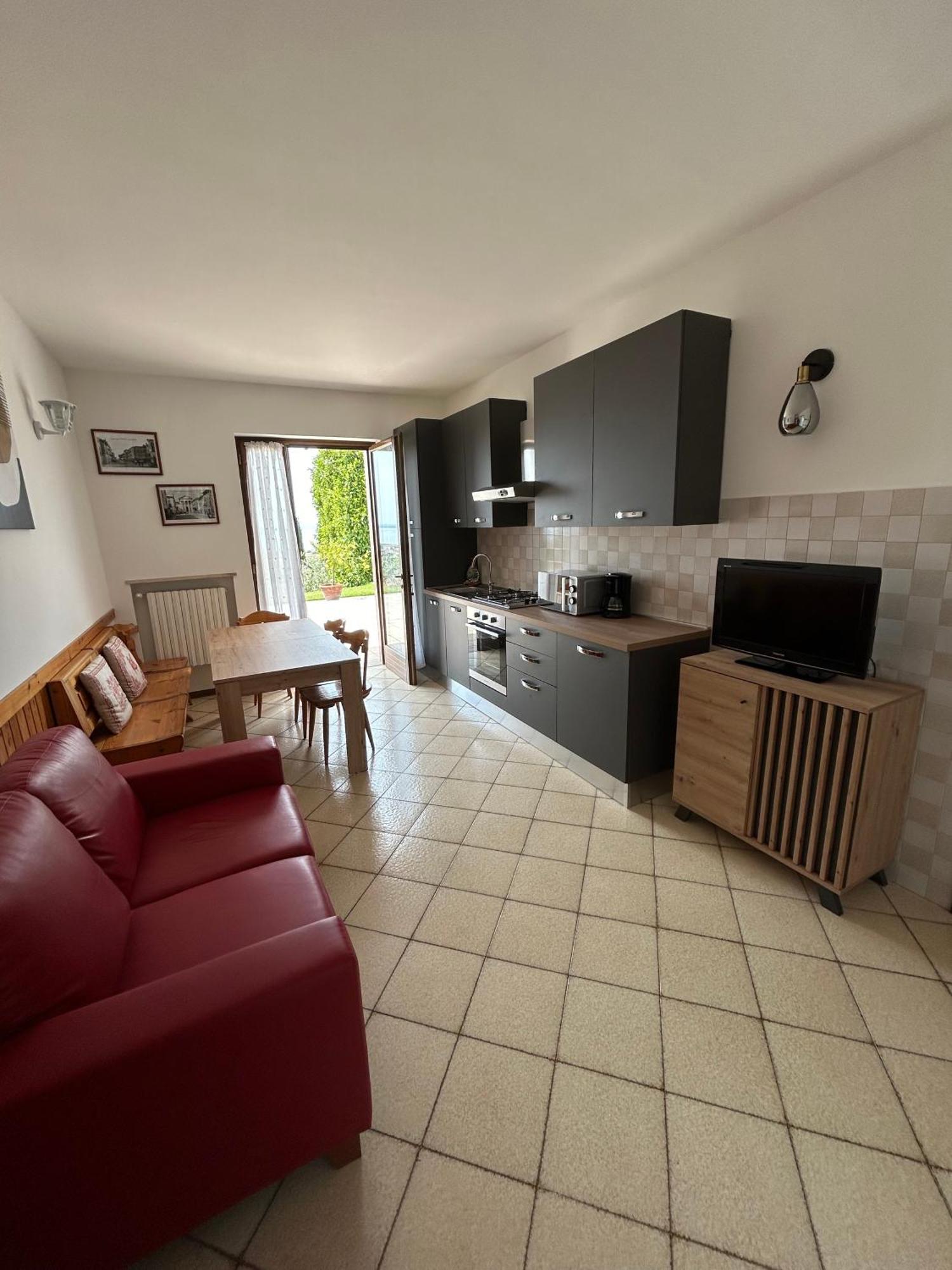 Poli Villa'S Apartment Bardolino Eksteriør billede